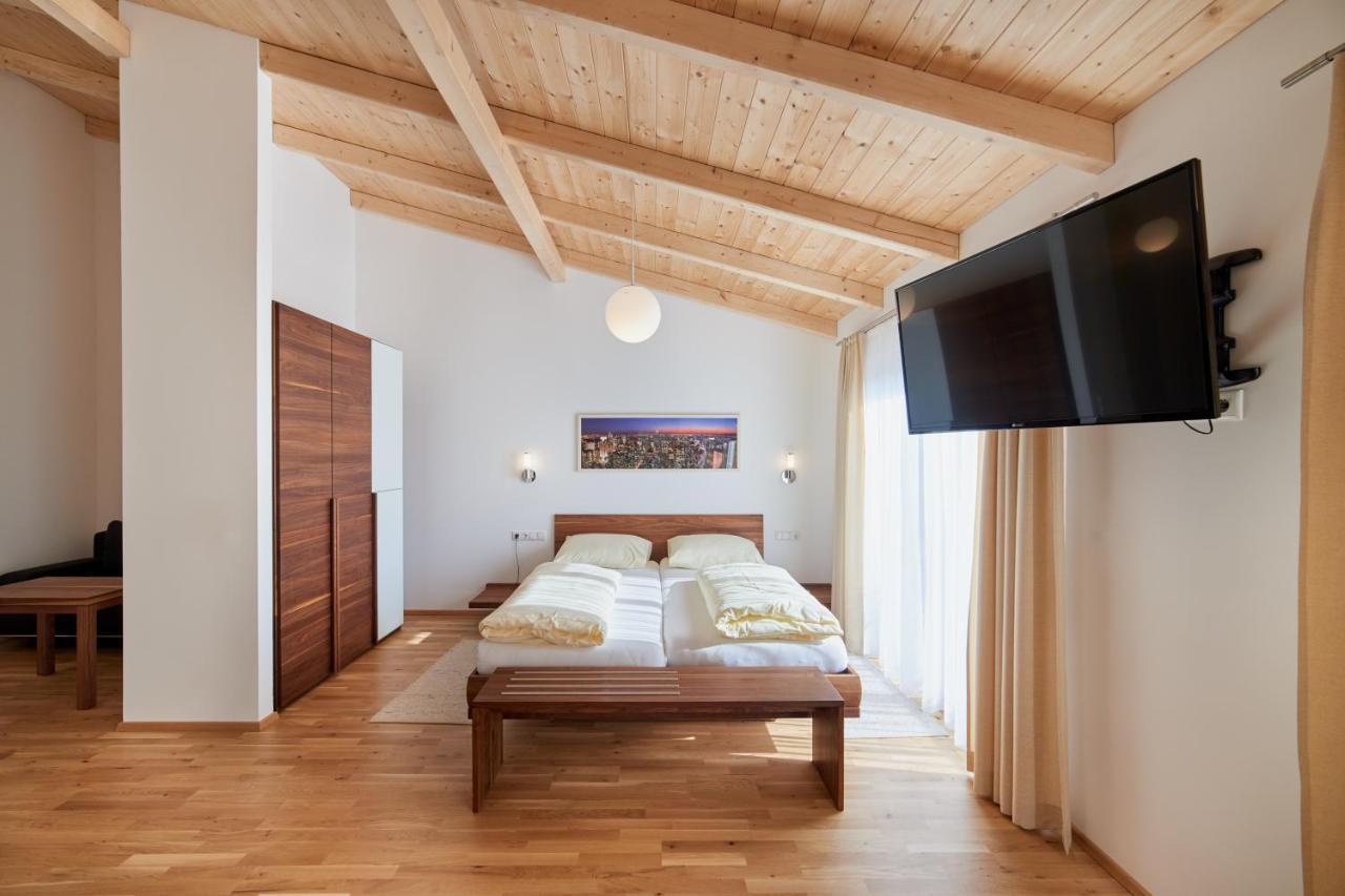Hotel Gasthof-Strasser Tumeltsham Εξωτερικό φωτογραφία